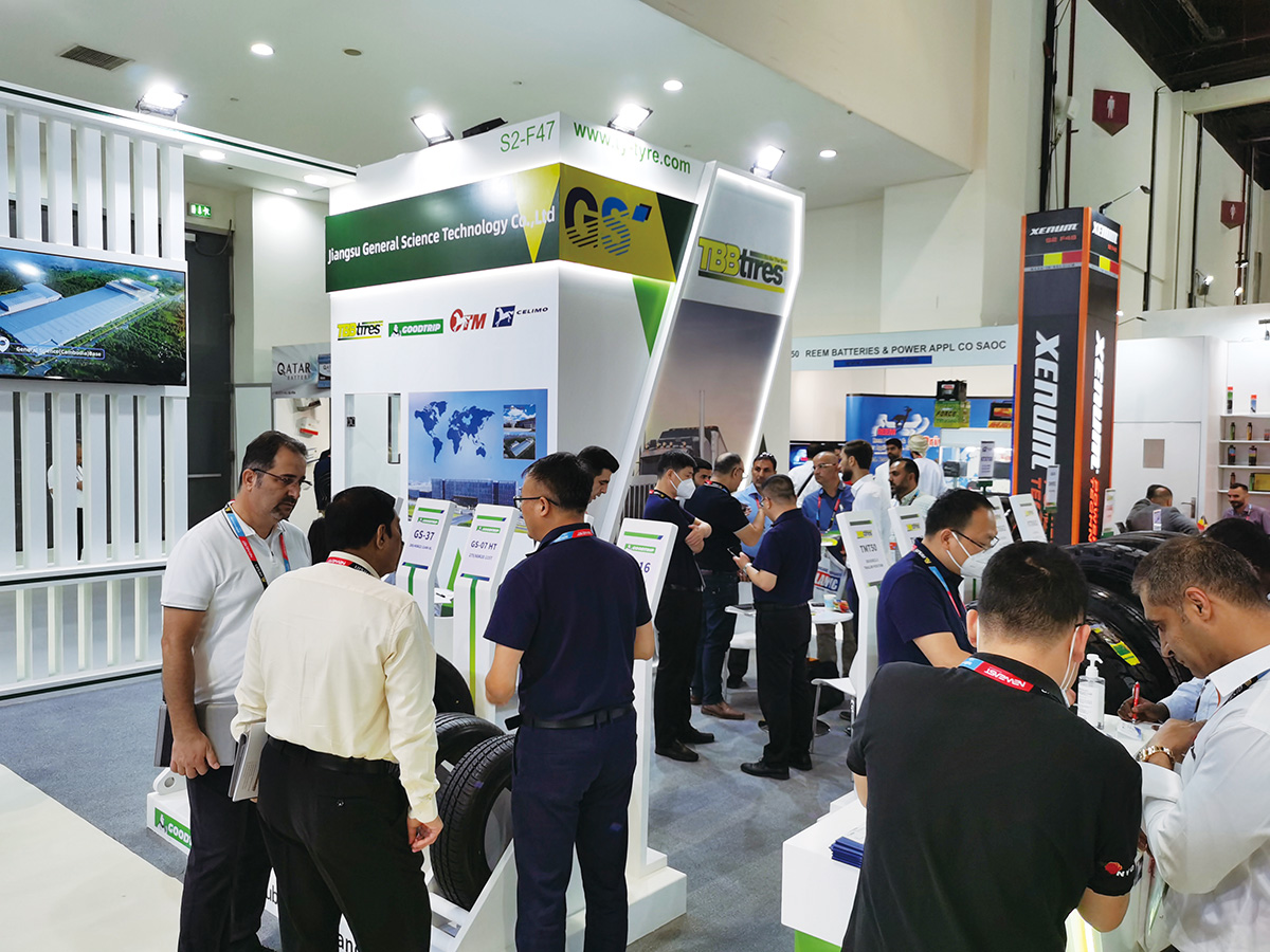 通用股份亮相迪拜展，彰显民族轮胎风采！